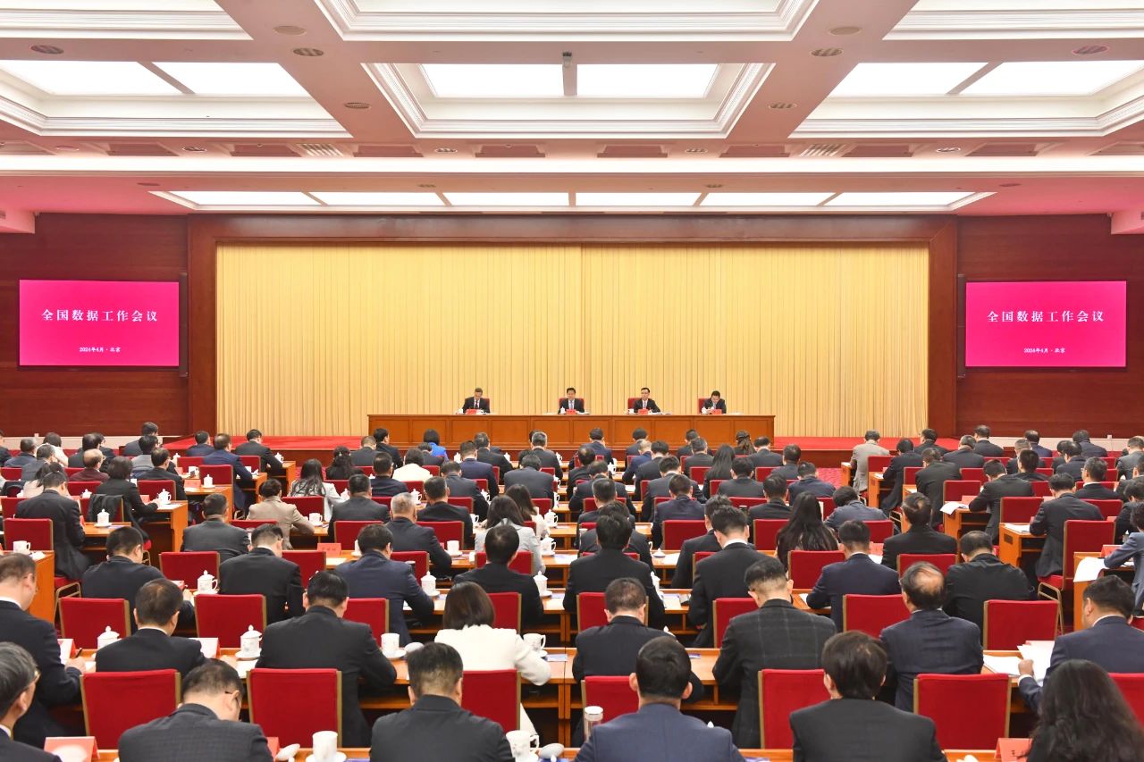 1712038131954670wY9W.jpg fd7055a821d24eb1d7ae186487dcaf4c.jpg