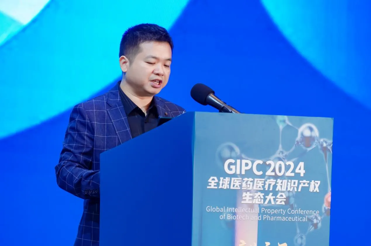 1727593370393885kDc3.jpg 39bd323369e0eed3383b940fee2e4d50.jpg