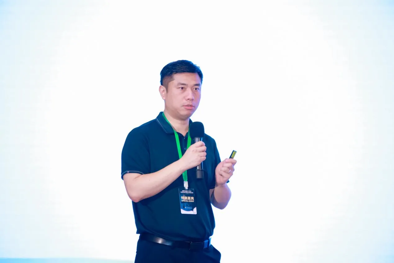 17275937625408944QAf.jpg 52b958523f9c87411126df159b10d46a.jpg