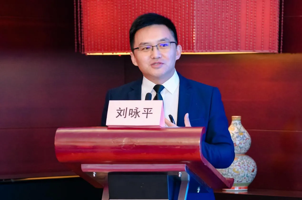 17275948113662314eos.jpg 9a4f2b7a180f8a2c10b0105cab30b213.jpg